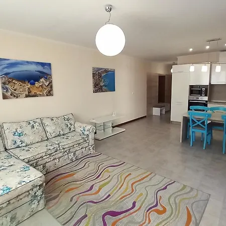5-star Beachfront Luxury سفيتي فلاس