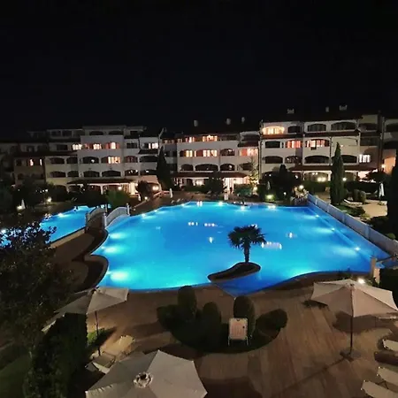 شقة 5-star Beachfront Luxury *