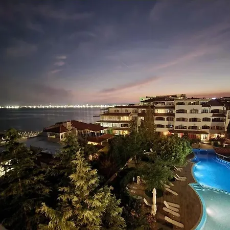 شقة 5-star Beachfront Luxury