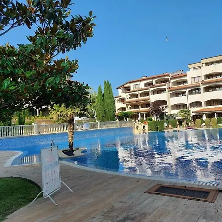 5-star Beachfront Luxury * سفيتي فلاس